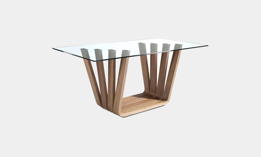 Mesa moderna de madera con tapa de cristal